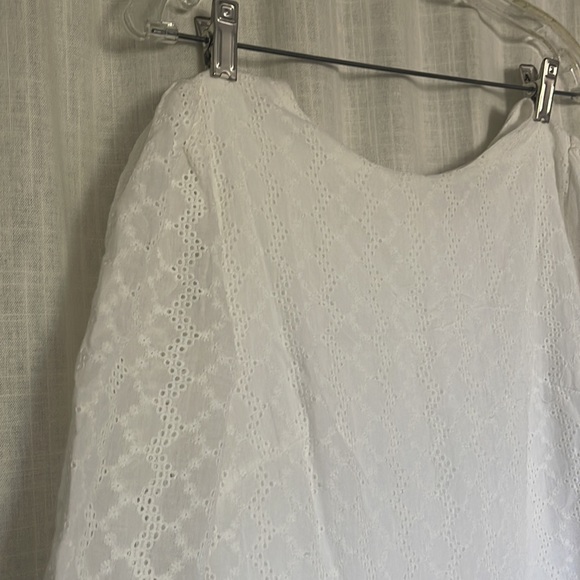 White Summer Dress - Picture 2 of 4